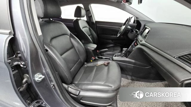 Hyundai Avante AD id 4672705 из Кореи 34