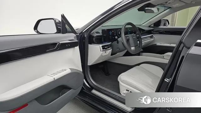 Hyundai Grandeur (GN7) id 3610318 из Кореи 20