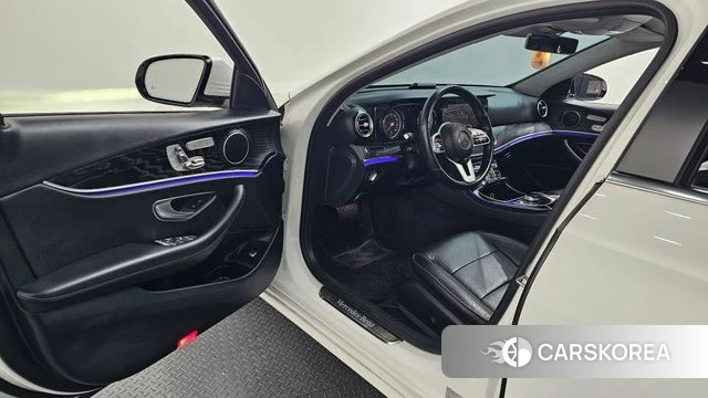 Mercedes-Benz E-Class W213 id 4619838 из Кореи 20