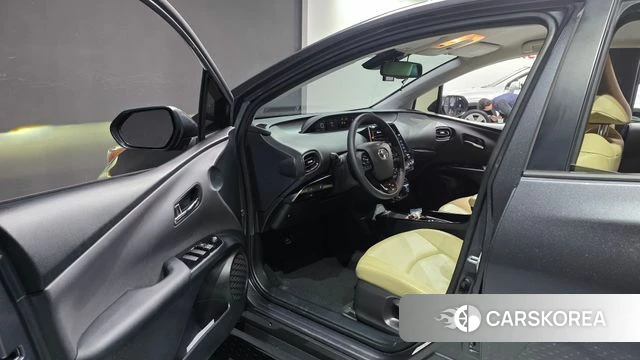 Toyota Prius 4th Generation id 4561615 из Кореи 30