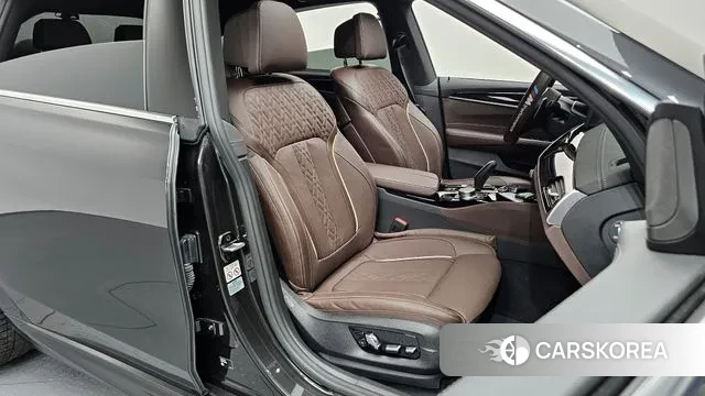 BMW 6 Series GT (G32) id 3382975 из Кореи 20