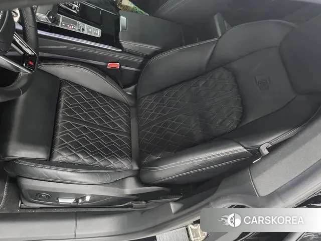 Audi S7 (4K) id 3340291 из Кореи 20