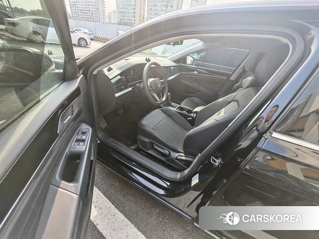 Volkswagen Passat id 4365759 из Китая 10