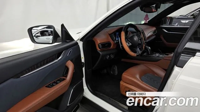 Maserati Levante id 2886639 из Кореи 20