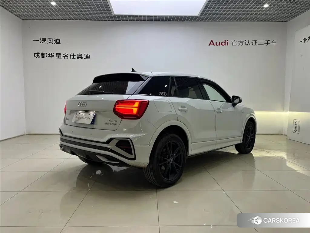 Audi Q2L id 4599695 из Китая 15