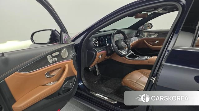 Mercedes-Benz E-Class W213 id 4476341 из Кореи 32