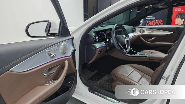Mercedes-Benz E-Class W213 id 4707609 из Кореи 33