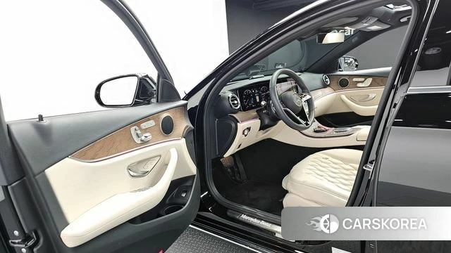 Mercedes-Benz E-Class W213 id 4408454 из Кореи 20