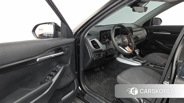Kia The New Seltos id 4428008 из Кореи 32