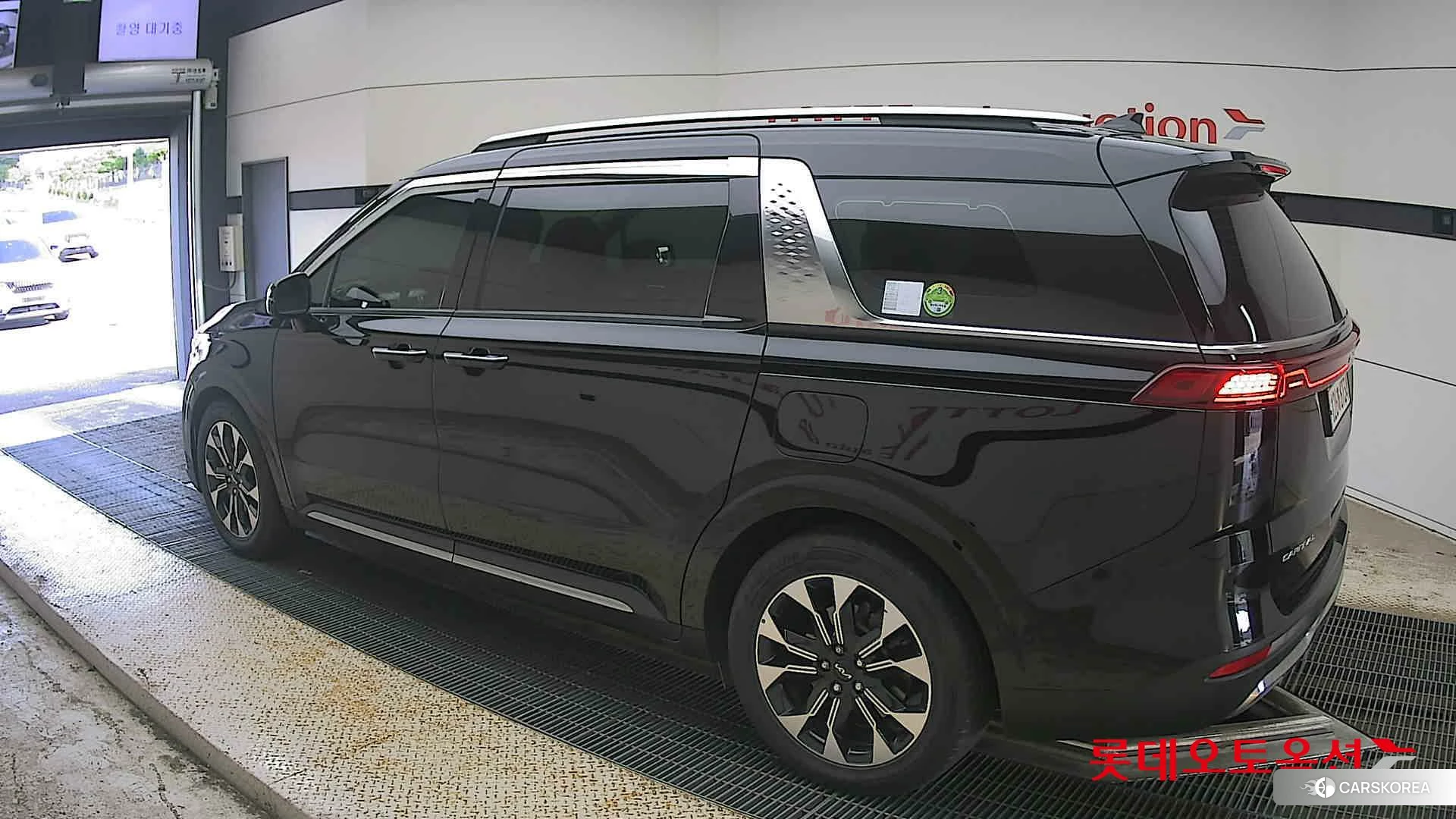 Kia Carnival id 4504365 из Кореи 37