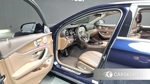 Mercedes-Benz E-Class W213 id 4446549 из Кореи 32