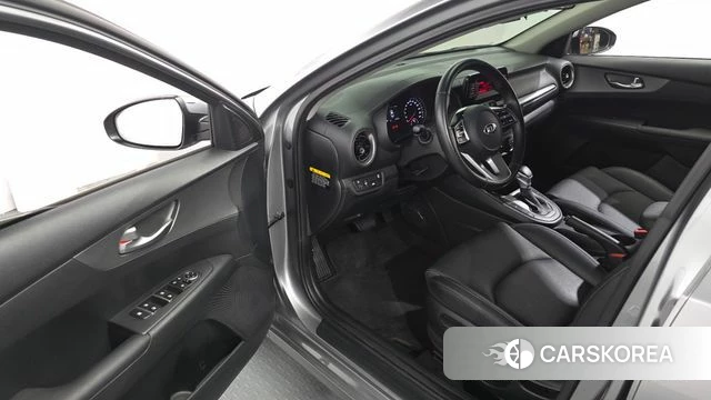 Kia Come New K3 id 3866270 из Кореи 20