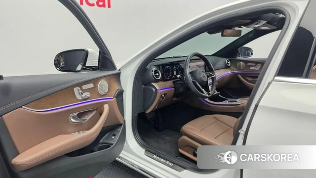 Mercedes-Benz E-Class W213 id 4591228 из Кореи 32