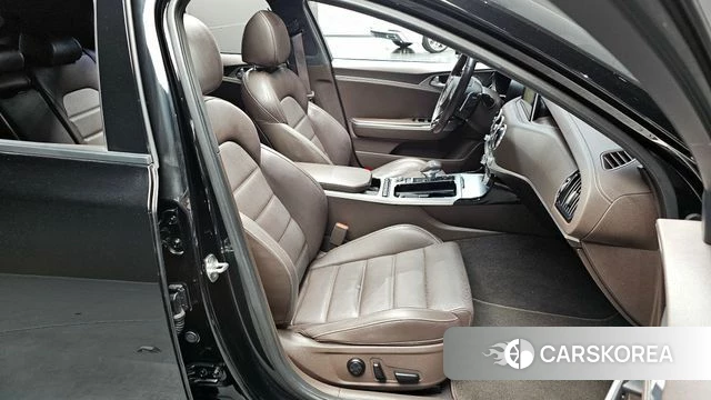 Kia Stinger id 3861362 из Кореи 20