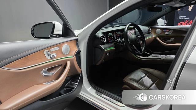Mercedes-Benz E-Class W213 id 3965513 из Кореи 20