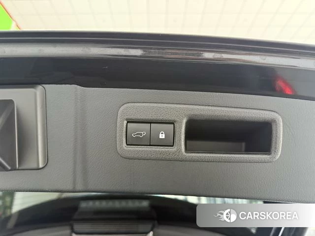 Lexus NX id 4262450 из Китая 28