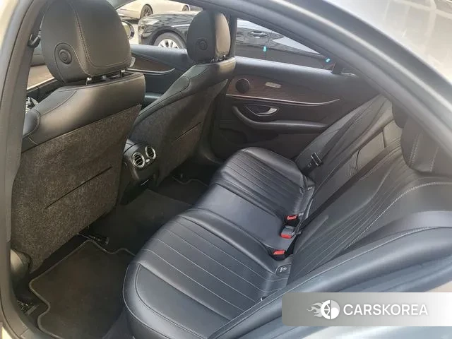 Mercedes-Benz E-Class W213 id 3705935 из Кореи 14