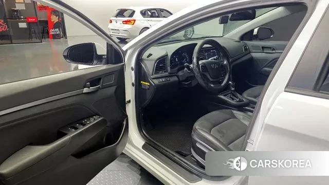 Hyundai Avante AD id 3386350 из Кореи 20