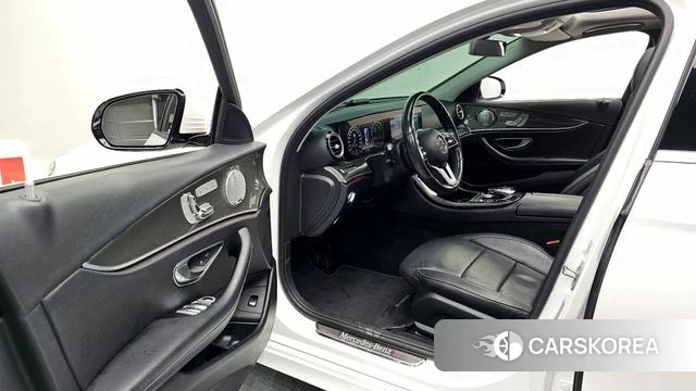Mercedes-Benz E-Class W213 id 4693606 из Кореи 20