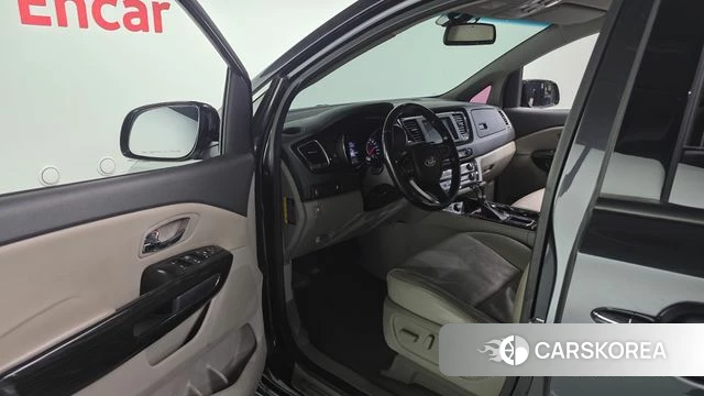 Kia The New Carnival id 4568516 из Кореи 20