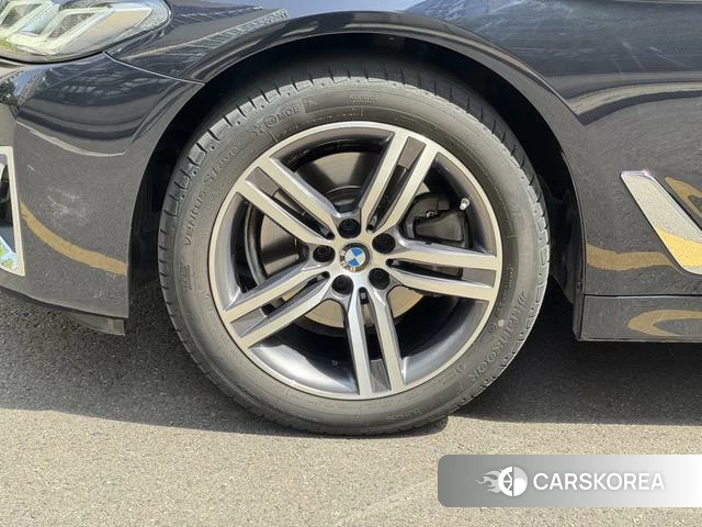 BMW 5 series id 4217387 из Китая 22