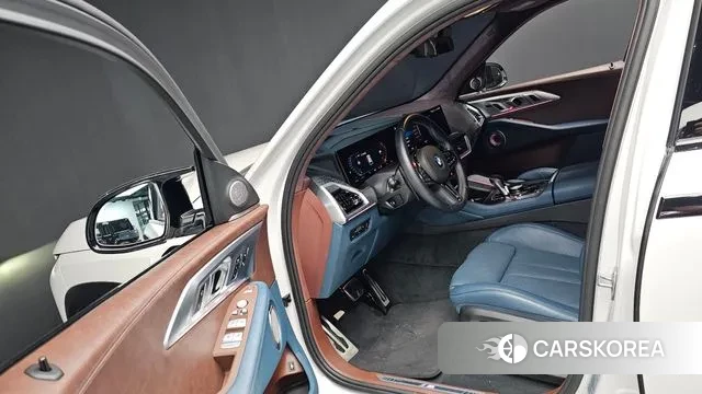 BMW XM (G09) id 3272451 из Кореи 20