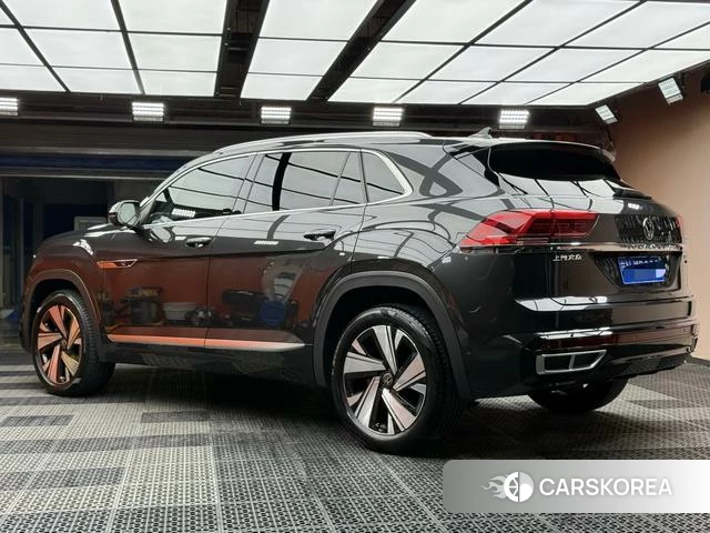 Volkswagen Tourang id 4272739 из Китая 25