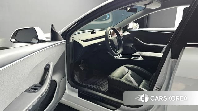 Tesla Model 3 id 4480323 из Кореи 30