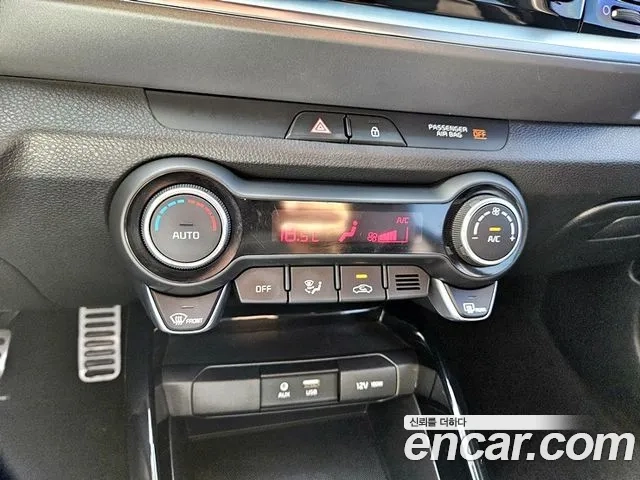 Kia Stonic id 2951776 из Кореи 17