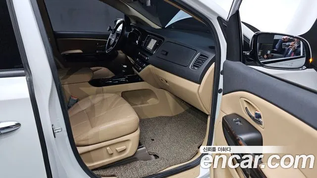 Kia The New Carnival id 2388470 из Кореи 20