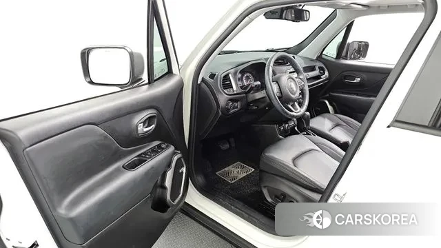 Jeep Renegade id 2964787 из Кореи 20