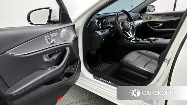 Mercedes-Benz E-Class W213 id 4225308 из Кореи 30