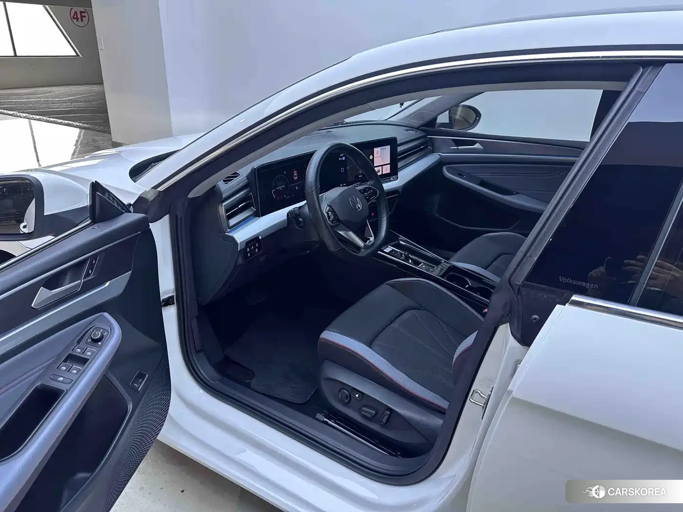 Volkswagen Lamando id 4607139 из Китая 22