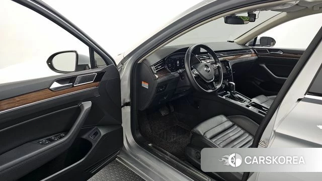 Volkswagen Passat GT (B8) id 4269453 из Кореи 40