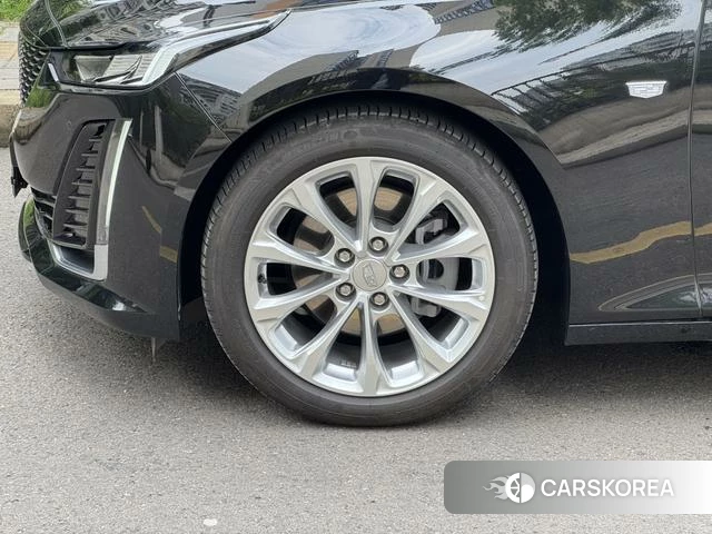 Cadillac CT5 id 4216388 из Китая 25