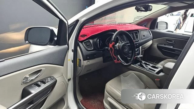 Kia The New Carnival id 4536376 из Кореи 29