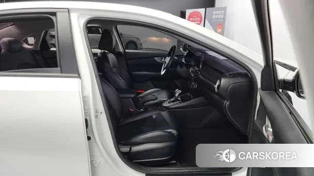 Kia Come New K3 id 3656734 из Кореи 20