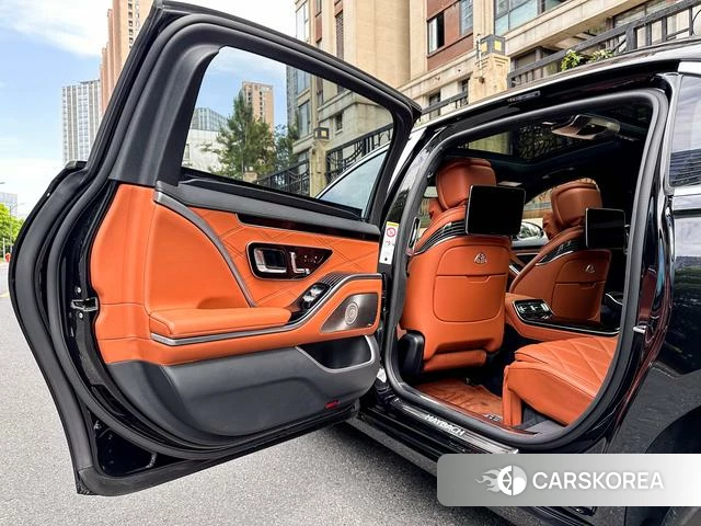 Mercedes-Benz Maybach S-class id 4358869 из Китая 21