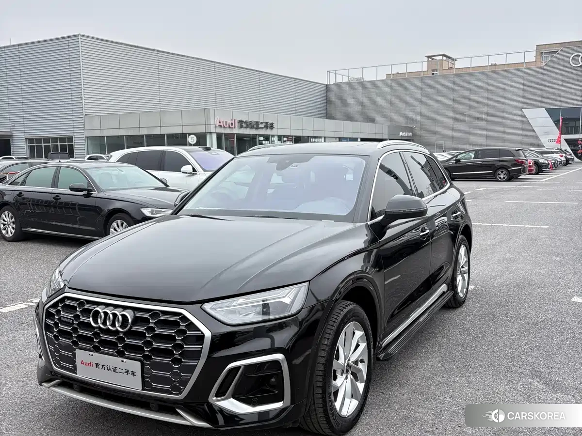 Audi Q5L id 4600824 из Китая 10