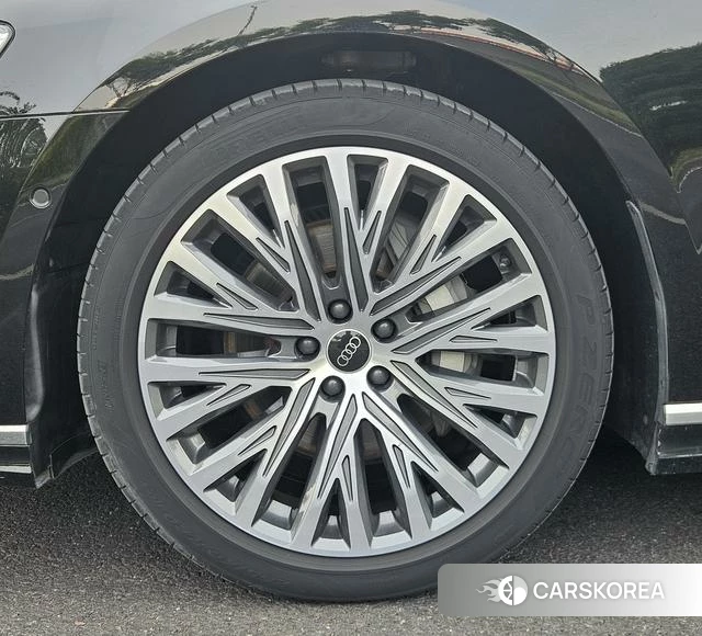 Audi A8 id 4313848 из Китая 19