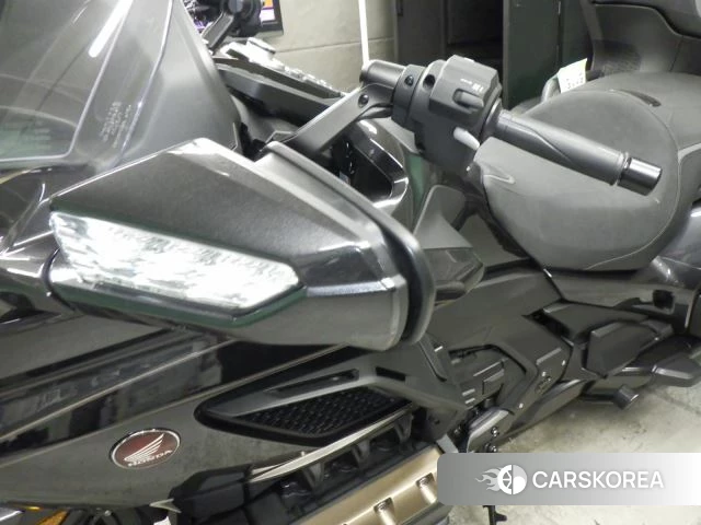 Honda GL1800 TOUR DCT id 3947894 из Японии 34