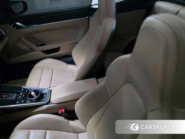 Porsche 911(992) id 4900155 из Кореи 16