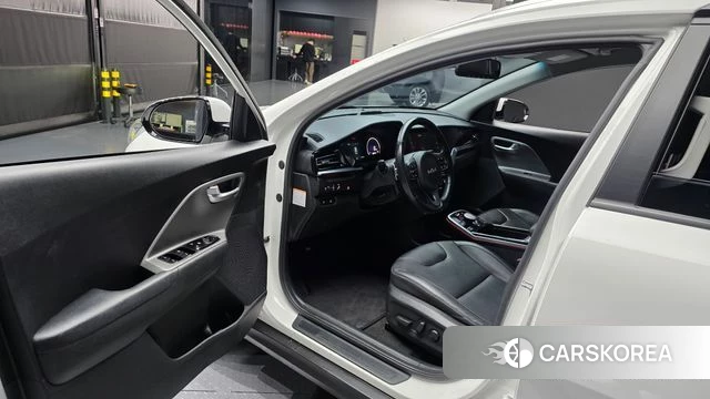 Kia Niro Plus id 3812042 из Кореи 20