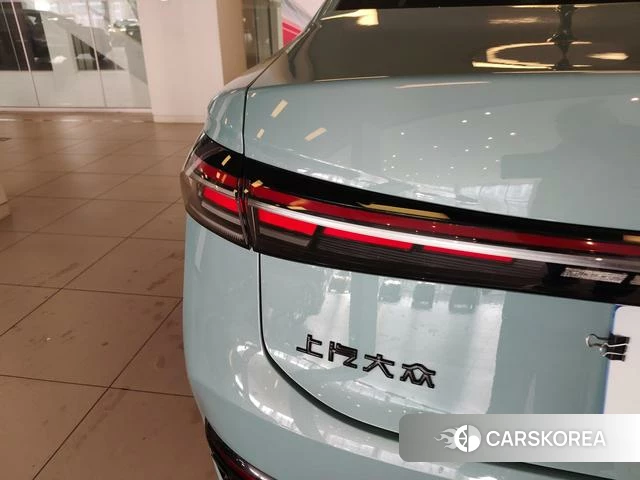 Volkswagen Passat id 4387638 из Китая 38