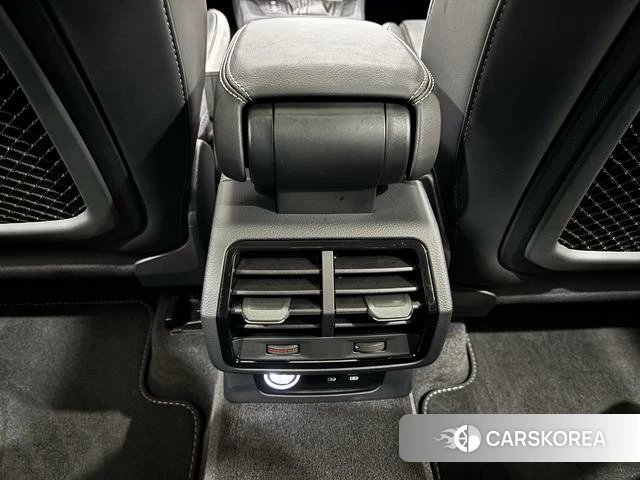 Audi Q3 id 4261421 из Китая 32
