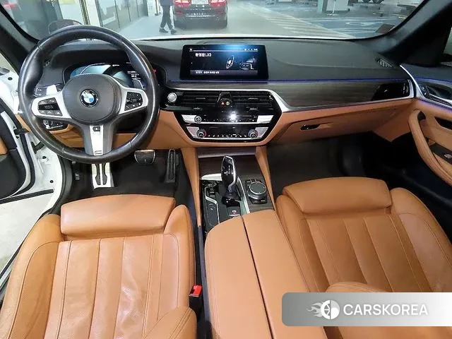 BMW 5 Series (G30) id 3676948 из Кореи 20