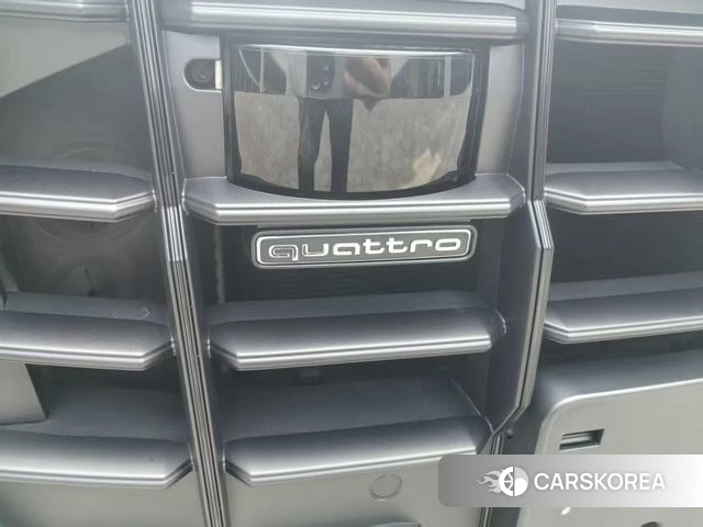 Audi Q8 id 4366007 из Китая 19