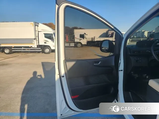 Hyundai Staria id 3365285 из Кореи 18