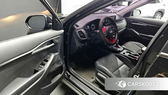 Kia Seltos id 4284531 из Кореи 35
