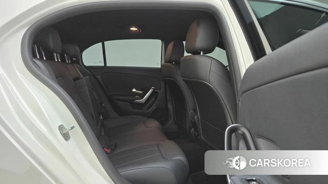 Mercedes-Benz A-Class W177 id 4349196 из Кореи 17